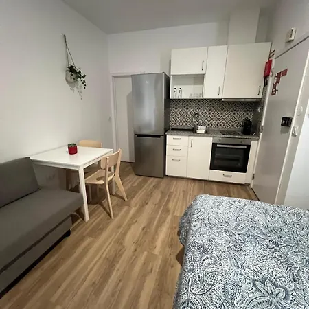 Apartment Estrela Da Mascarenhas Almada