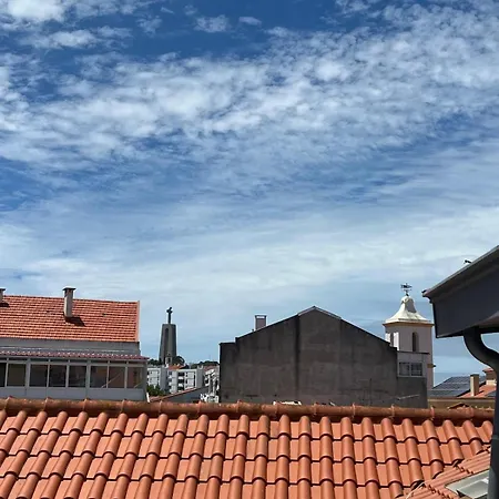 Estrela Da Mascarenhas *