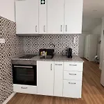Estrela Da Mascarenhas *