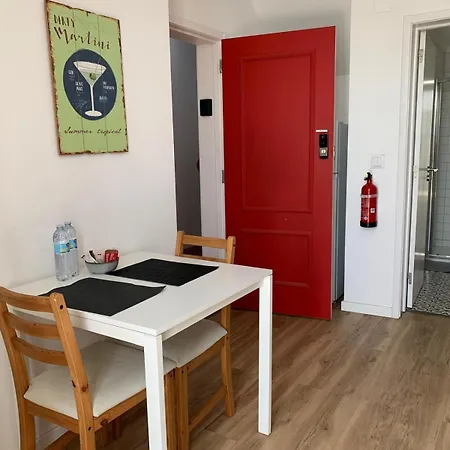 Estrela Da Mascarenhas *