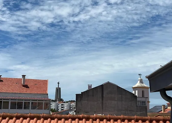 Estrela Da Mascarenhas *