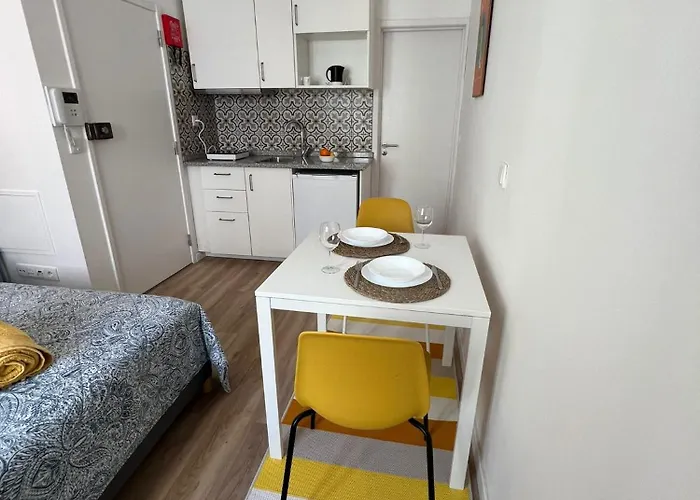 Estrela Da Mascarenhas Almada