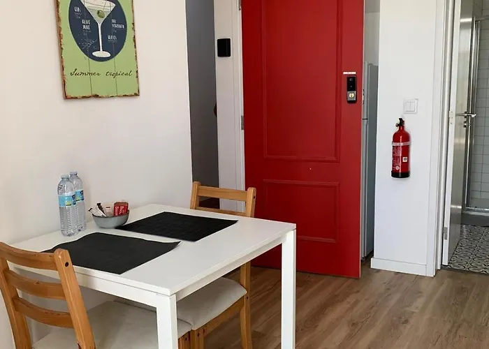 Estrela Da Mascarenhas *